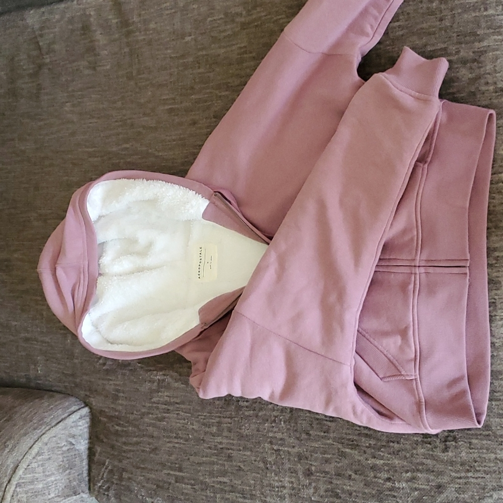 Aeropostale cropped zip up hoodie